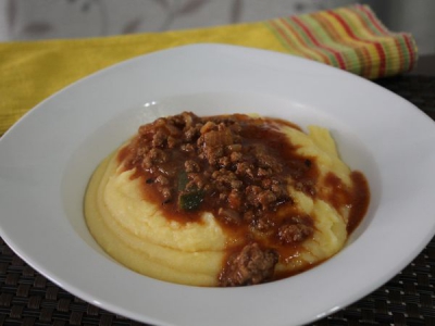 Polenta com Carne Mo�da