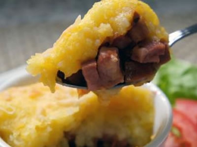 Escondidinho de calabresa